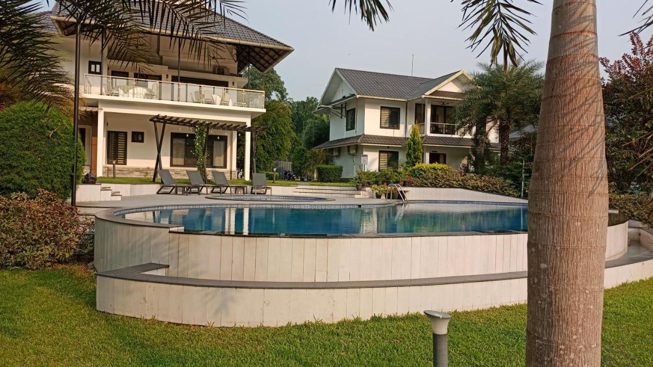 River Terrace Resort&Spa Kochi Bagian luar foto